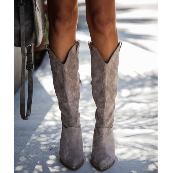 LARIAT- Bohemian West Flare Boot - Picture 4 of 5